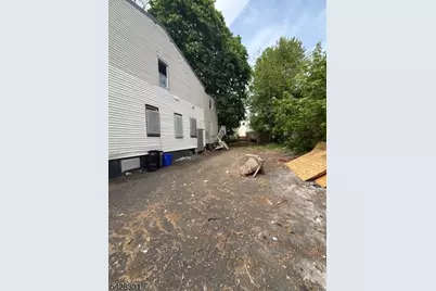 50 Tichenor Ter, Irvington, NJ 07111 - Photo 34