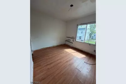 50 Tichenor Ter, Irvington, NJ 07111 - Photo 32