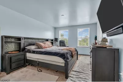16 Paulina Pl, Franklin Township, NJ 08873 - Photo 6