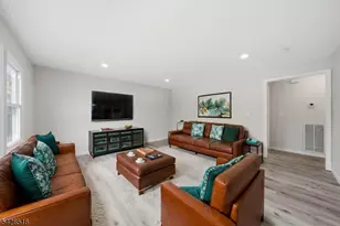 551 Schuyler Ave, North Arlington, NJ 07031 - Photo 4