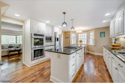 315 Morristown Rd, Long Hill Township, NJ 07933 - Photo 14