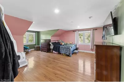 396 Berkshire Valley Rd, Jefferson Township, NJ 07885 - Photo 32
