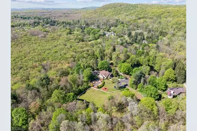 396 Berkshire Valley Rd, Jefferson Township, NJ 07885 - Photo 6