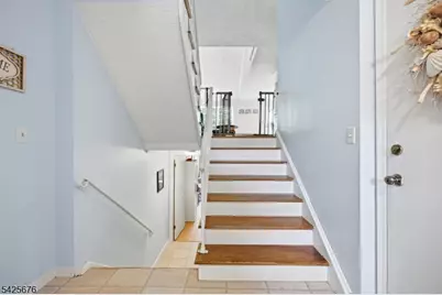 15 Dena Dr, Wanaque, NJ 07465 - Photo 4