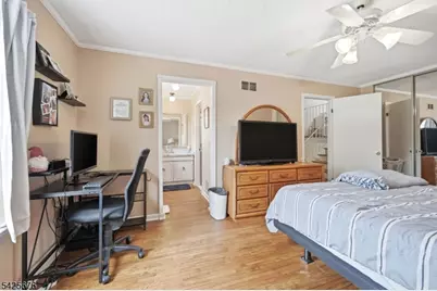 15 Dena Dr, Wanaque, NJ 07465 - Photo 26