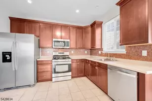 31 Winding Hill Dr, Mount Olive, NJ 07840 - Photo 6