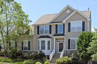 31 Winding Hill Dr, Mount Olive, NJ 07840 - Photo 2