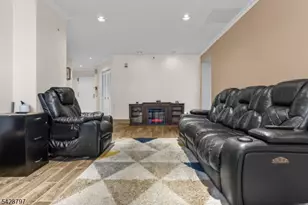 326 Prospect Ave, Hackensack, NJ 07601 - Photo 6