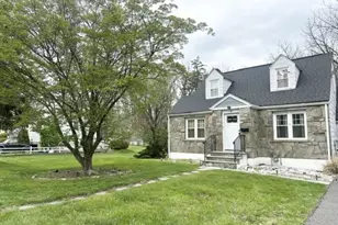 4 W Nelson St, Newton, NJ 07860 - Photo 2