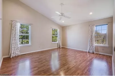 111 Castleton Rd, Montgomery Township, NJ 08540 - Photo 10