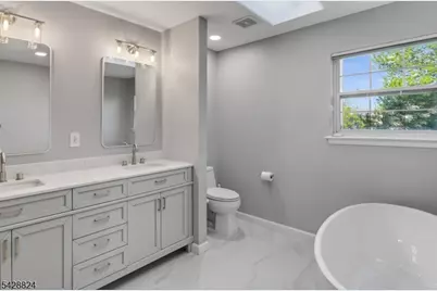 111 Castleton Rd, Montgomery Township, NJ 08540 - Photo 12