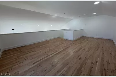 330 Winthrop Dr Unit #303, Nutley, NJ 07110 - Photo 14