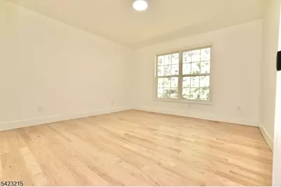 330 Winthrop Dr #303, Nutley, NJ 07110 - Photo 18