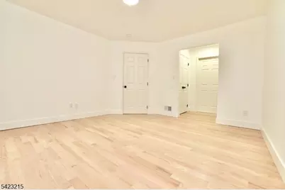 330 Winthrop Dr #303, Nutley, NJ 07110 - Photo 20