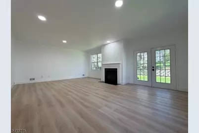 330 Winthrop Dr Unit #303, Nutley, NJ 07110 - Photo 10