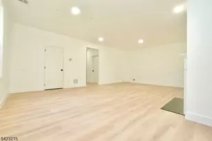 330 Winthrop Dr, Nutley, NJ 07110 - Photo 30