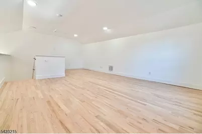 330 Winthrop Dr #303, Nutley, NJ 07110 - Photo 6