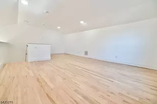 330 Winthrop Dr, Nutley, NJ 07110 - Photo 6