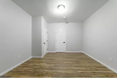 874 S 16th St, Newark, NJ 07108 - Photo 20
