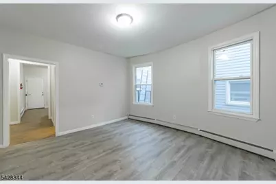 874 S 16th St, Newark, NJ 07108 - Photo 10