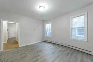 874 S 16th St, Newark, NJ 07108 - Photo 10