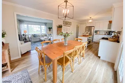 608 E Hendricks Blvd, South Plainfield, NJ 07080 - Photo 10