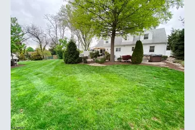 608 E Hendricks Blvd, South Plainfield, NJ 07080 - Photo 46