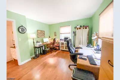608 E Hendricks Blvd, South Plainfield, NJ 07080 - Photo 20