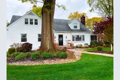 608 E Hendricks Blvd, South Plainfield, NJ 07080 - Photo 2