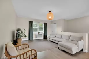 1152 Valley Rd, Wayne, NJ 07470 - Photo 2