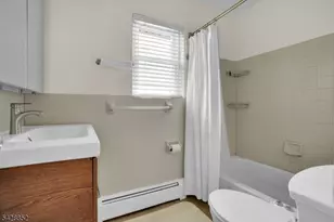 1152 Valley Rd, Wayne, NJ 07470 - Photo 12