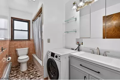 97 Sipp Ave #1, Clifton, NJ 07013 - Photo 14
