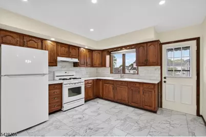 97 Sipp Ave #1, Clifton, NJ 07013 - Photo 10