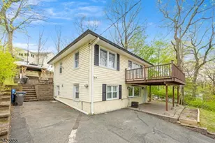 622 Succasunna Rd, Mount Arlington, NJ 07850 - Photo 2