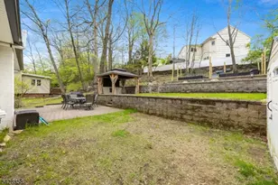 622 Succasunna Rd, Mount Arlington, NJ 07850 - Photo 30