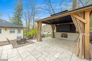 622 Succasunna Rd, Mount Arlington, NJ 07850 - Photo 32