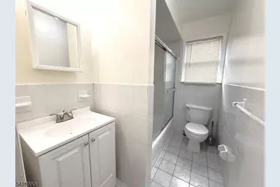 5 Sumo Village Ct #1, Newark, NJ 07114 - Photo 8
