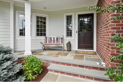 4 Canfield Ter, Morris Township, NJ 07960 - Photo 2