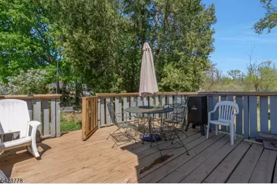 246 4th St, Dunellen, NJ 08812 - Photo 20