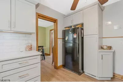 246 4th St, Dunellen, NJ 08812 - Photo 14