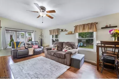 260 Greenwood Dr, Old Bridge Township, NJ 07735 - Photo 10