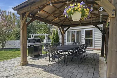 221 Maple Ter, North Plainfield, NJ 07060 - Photo 36