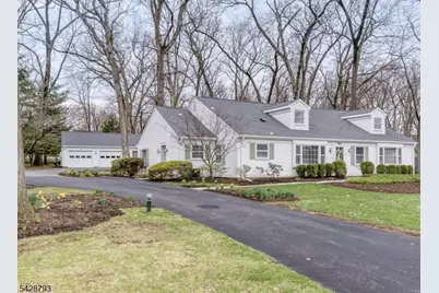 321 Sharon Way #A, Monroe Township, NJ 08831 - Photo 4