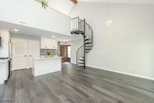 5 Gray Rock Dr, Vernon, NJ 07462 - Photo 8