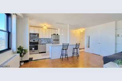 201 Saint Pauls Ave #15P, Jersey City, NJ 07306 - Photo 4