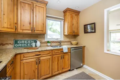 52 Sommer Ave, Glen Ridge Boro Twp., NJ 07028 - Photo 12