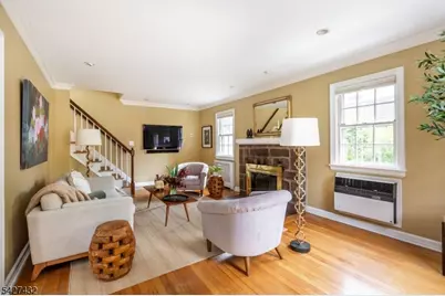 52 Sommer Ave, Glen Ridge Boro Twp., NJ 07028 - Photo 4