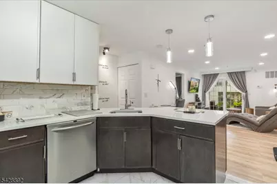 172 Potomac Dr, Bernards Township, NJ 07920 - Photo 8