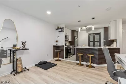 172 Potomac Dr, Bernards Township, NJ 07920 - Photo 12