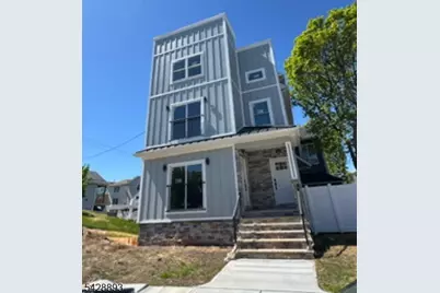 29 S Second St, Elizabeth, NJ 07206 - Photo 1